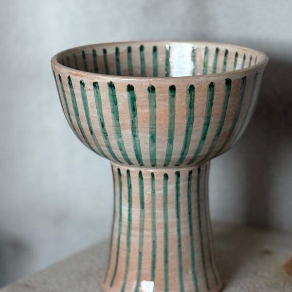 Lyon Kruka på fot - Fez Keramik Grönturkos och beige/vit