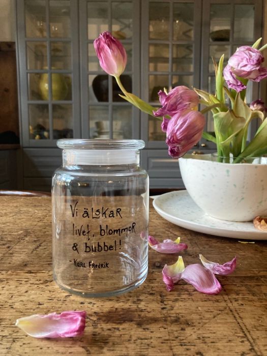 Glasburk med tätslutande lock Vi älskar livet, blommor & bubbel!